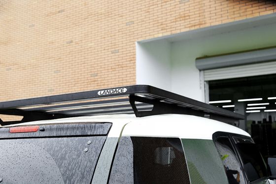 トヨタ FJ クルーザー用のユニバーサル アルミ合金屋根ラック 耐久性・ユニバーサル・フィットメント