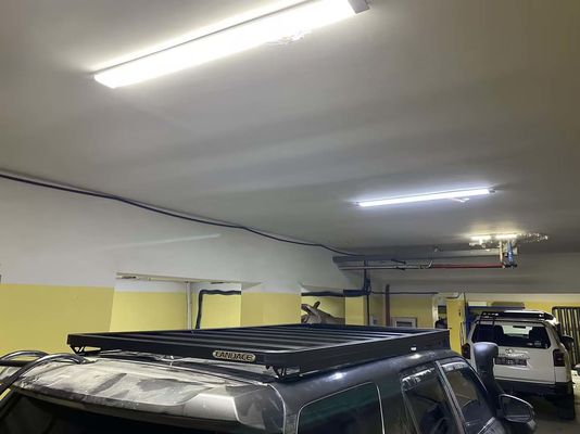 AL6063 SS304 自動車屋根ラック 4ランナー トヨタ用の屋根バスケット