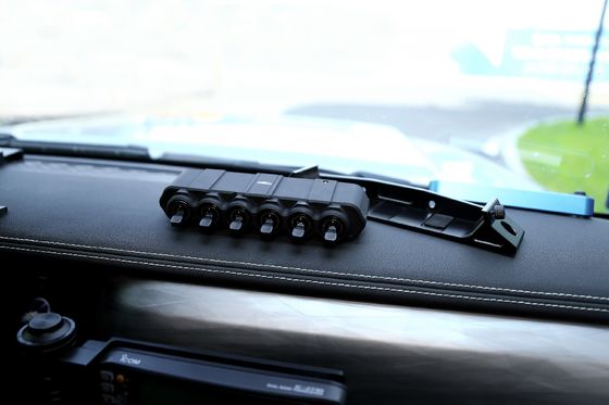 210*65*35mm 車用スイッチパネル オフロードアクセサリーのワイヤレス制御 車用ライト
