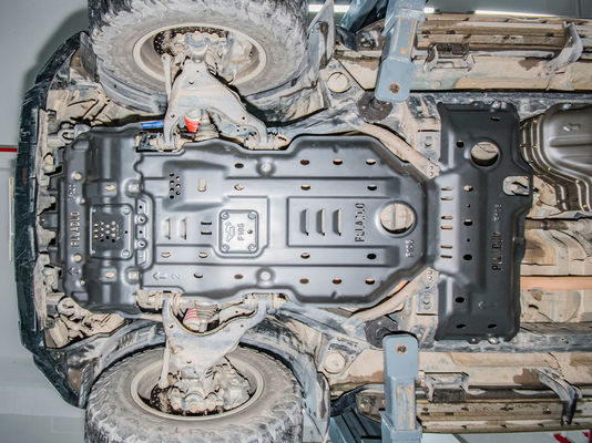車体の下部 オートボビーパーツ エンジン ランドクルーザー150用の下部保護板 簡単にインストール