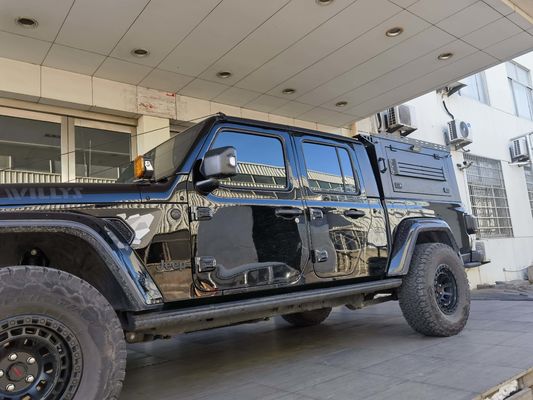 ロッキング グラディエーター JT 4x4 オート アクセサリー アルミ合金 ピックアップ トラック ベッドカバー ハードトップ 防水 天蓋 ジープ