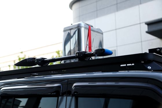 黒色4X4 アルミ合金 低プロフィール 荷物タンク 300 アクセサリー GWM用の屋根レールラック