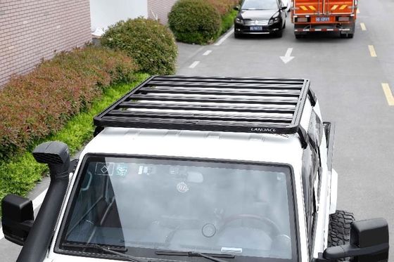 設置 雨槽 道路外装 4X4 ランドクルーザー LC79 トヨタ用の屋根ラック