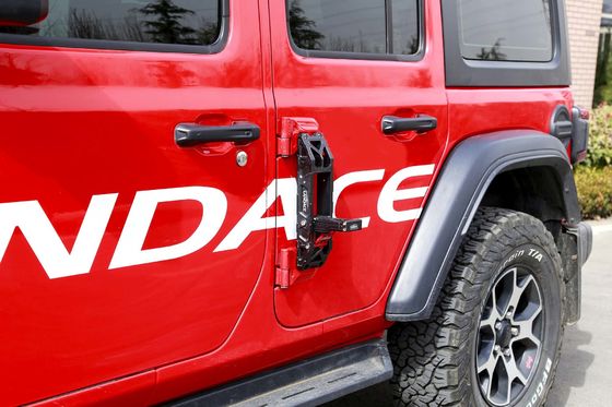 ジープ・ラングラー 2018-2022 シルバー 黒 折りたたみ 4x4 車 サイドドア 脚ペダル ペグ サポート