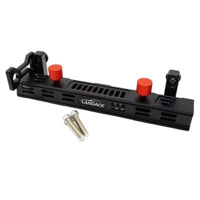 JEEP 車両旗の柱柄を多機能アンテナ支架で固定する