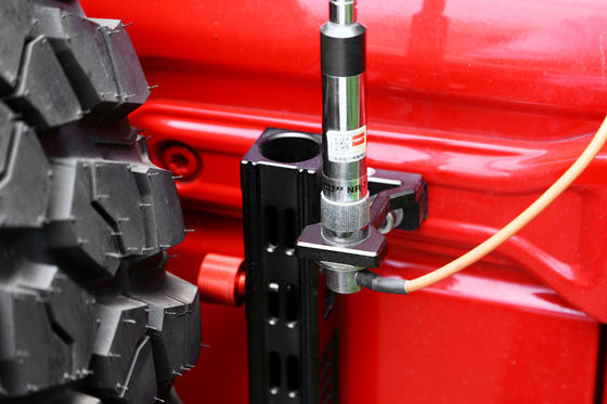 323X78X86mm ハードアノイドテールゲート ジープ・ラングラー・マルチ・ファンクション用の旗棒支架