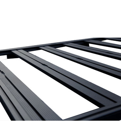 Jeep Wrangler JL用の汎用的で実用的な屋根ラック