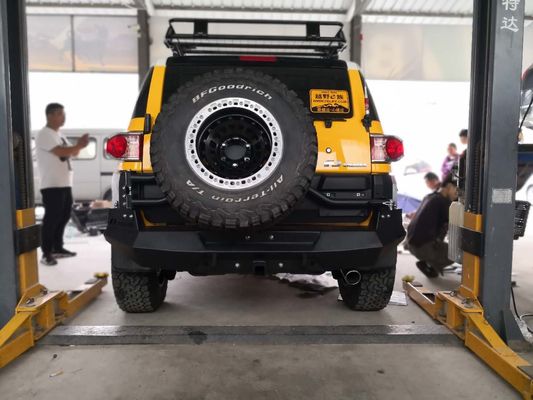 トヨタ 4ランナー ヒルクス FJ ランドクルーザー LC200 LC100 LC150用のパーソナライズド フロント・バック・バンパー