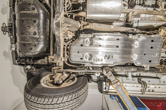 4x4 外装用品 トヨタ FJ クルーザー用 アルミ合金鋼の下身ガード
