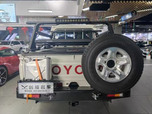 トヨタ LC79 に スタイル と 機能 を 追加 する