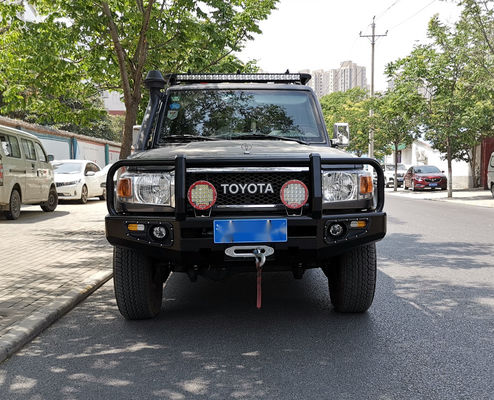 トヨタ LC79 自動車部品 ワッチ ブールバー 前のバンパー タイヤキャリバー ジェリー缶ホルダー