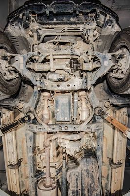 自動車モデル トヨタ・プラド LC120 3D スキッドプレート 燃料タンクとトランスファーケース