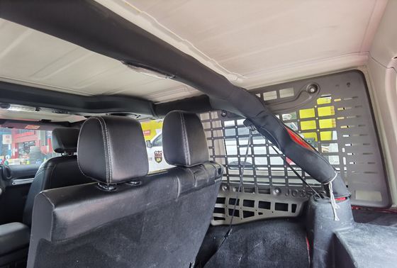 便利なオフロードアドベンチャーカー 内部収納 すべての車両のためのモールパネル棚