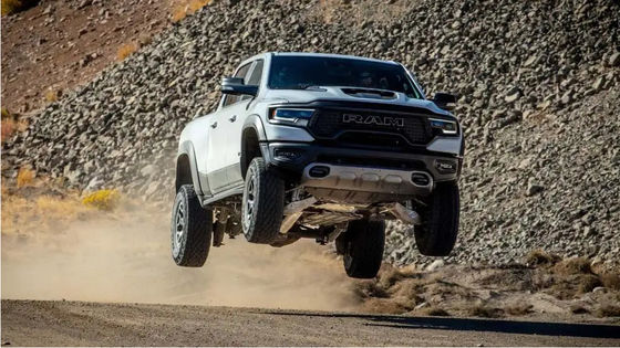 2011-2019 RAM トランスミッション カービーの底部 スプラッシュガード ランドース 車両 エクステリアアクセサリー