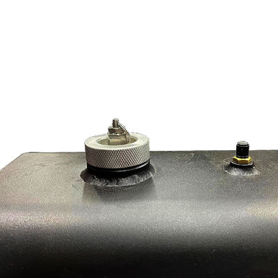 SUVスポーツと露天キャンプのためのロードシャワー 屋根ラック上の水貯蔵タンク 黒