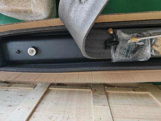 自動車の屋根トップまたはトラックベッドラックのための7ガロン水タンクのための道路シャワーの安装を簡単にした