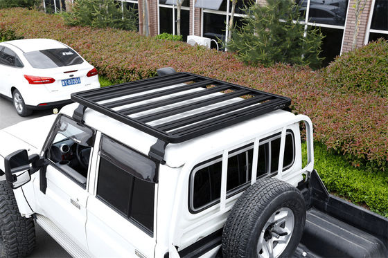 頑丈なTOYOTA LAND CRUISER LC79 平面屋根ラック プラットフォーム キャビンの屋根ラック 粉末塗装