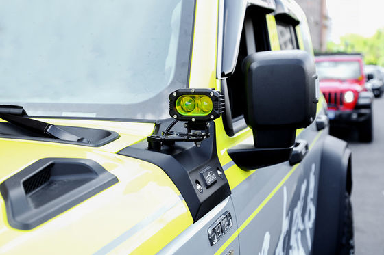 改造されたPCABS 8 2UV V-0A柱型ライトマウントブレーキット